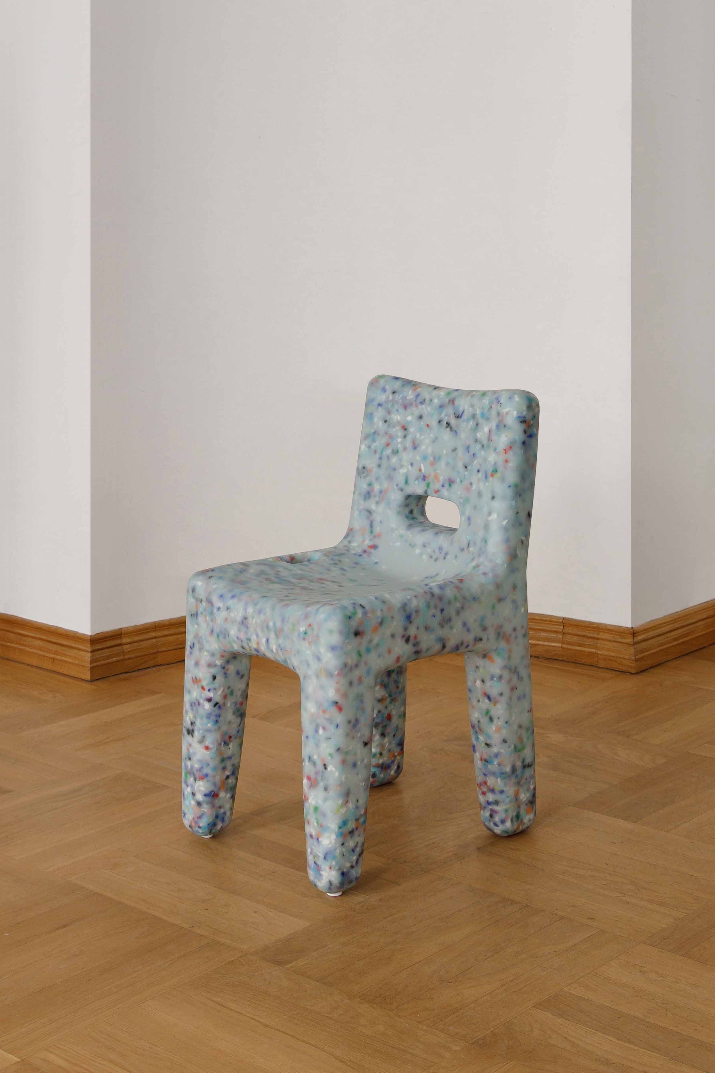 Temps Chair 1 / Ледяной тон